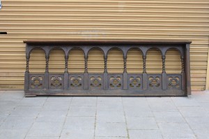 We have an original  solid oak barley twist gothic choir rail in fantastic condition. Please see picture number two on the right for dimensions.
£1000
